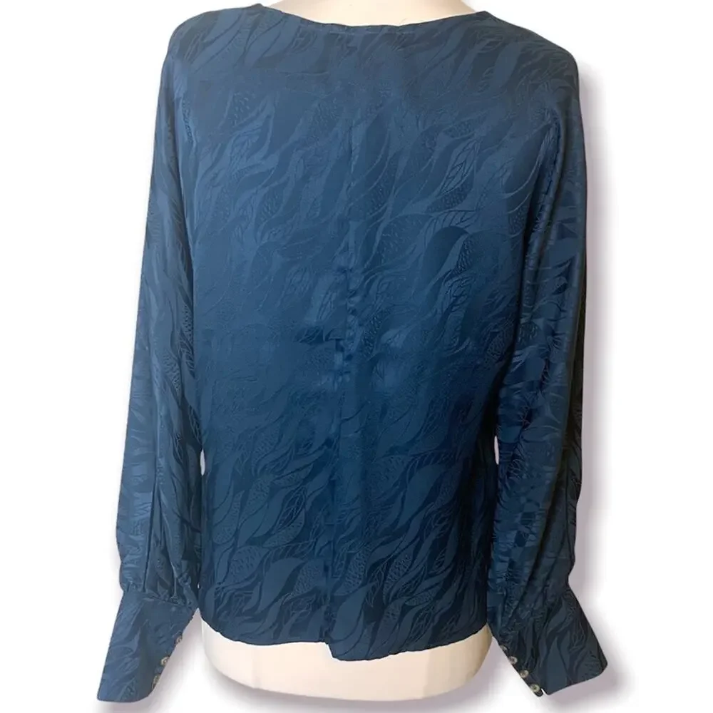 Amour vert amaranta silk long sleeve blouse teal embossed patterned sz S